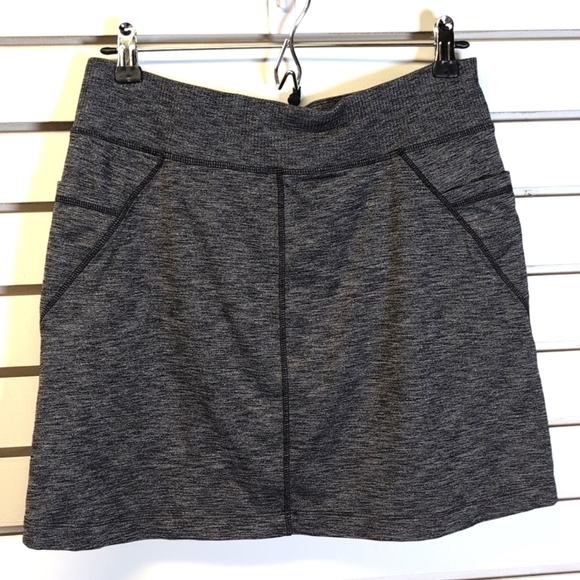 Athleta Excursion Skort M Charcoal Gray Activewear UPF 50+ Pockets SIze M EUC - Picture 6 of 12